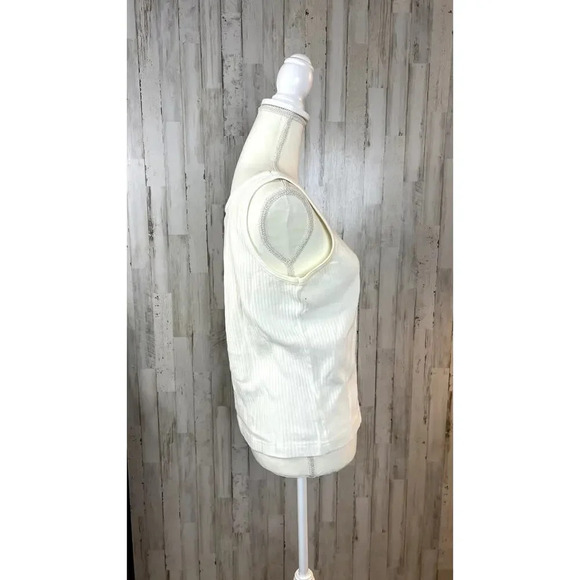 Hunters Run Women's Large White Scoop Neck Ribbed Tank Top Sleeveless Casual‎ - Picture 4 of 6